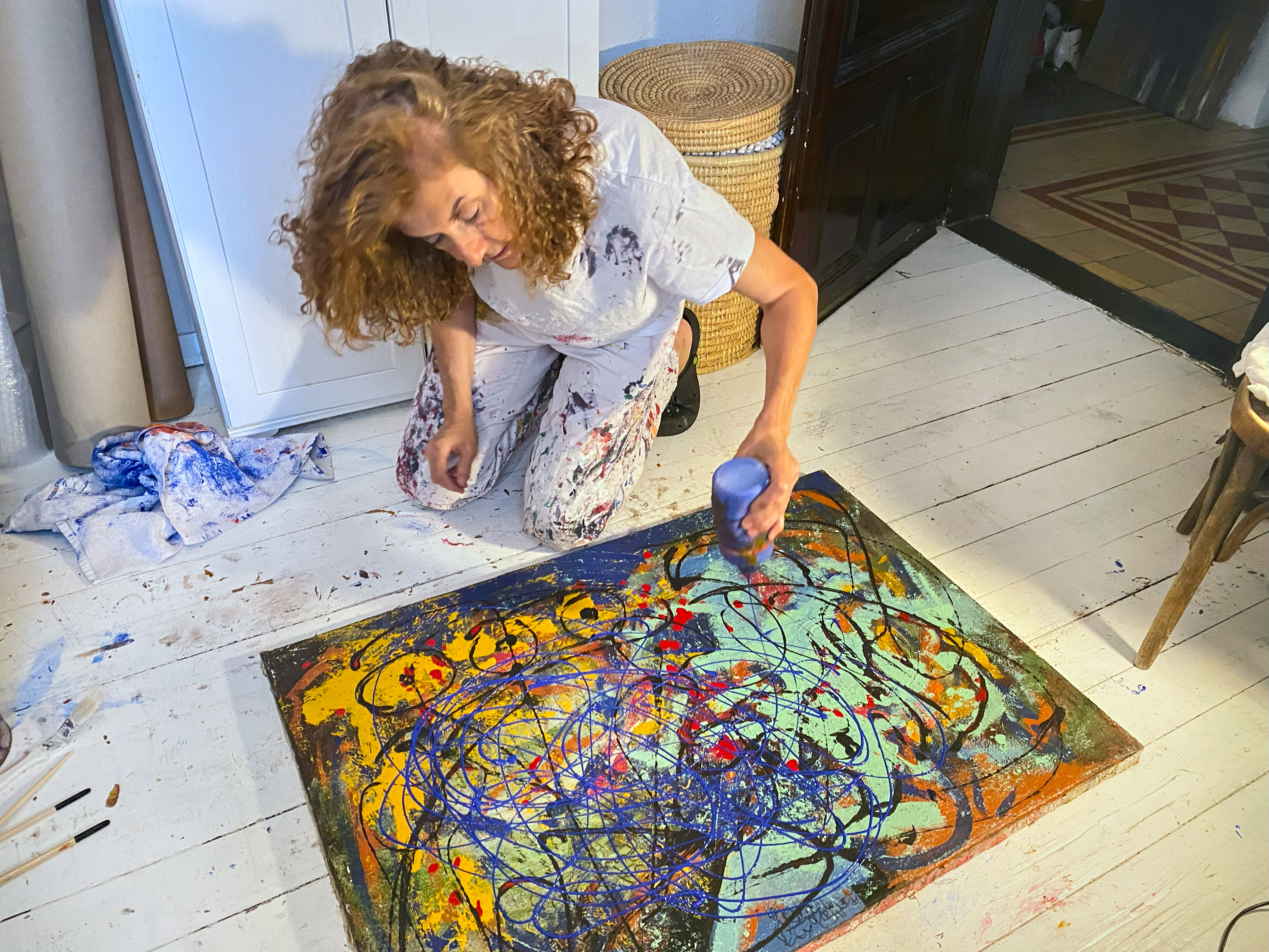katharina biber in ihrem atelier